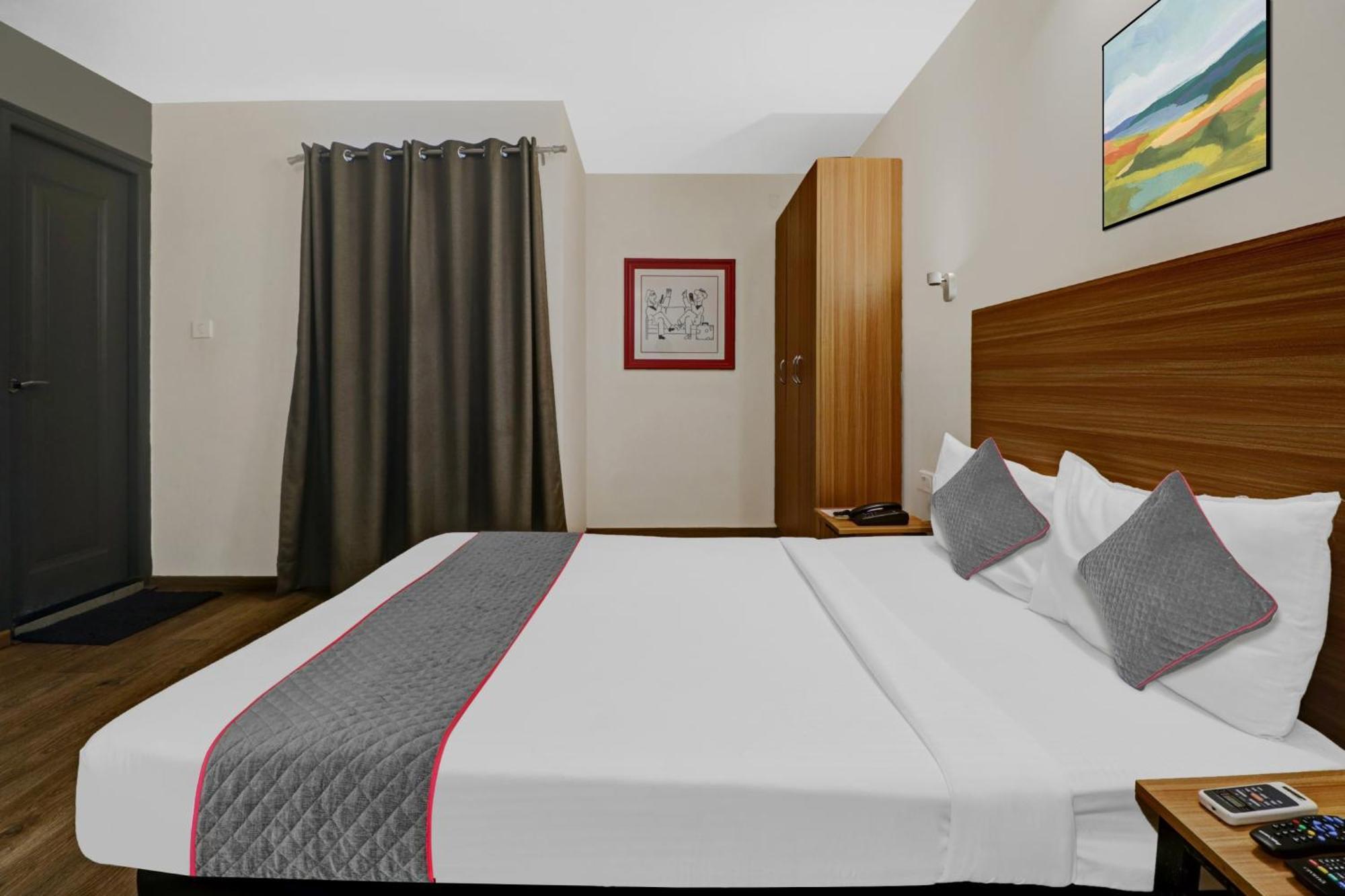 Hotel O Royal Encore Bangalore Eksteriør billede