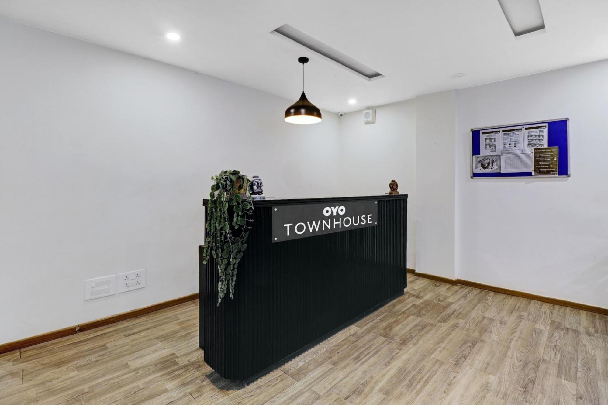 Hotel O Royal Encore Bangalore Eksteriør billede