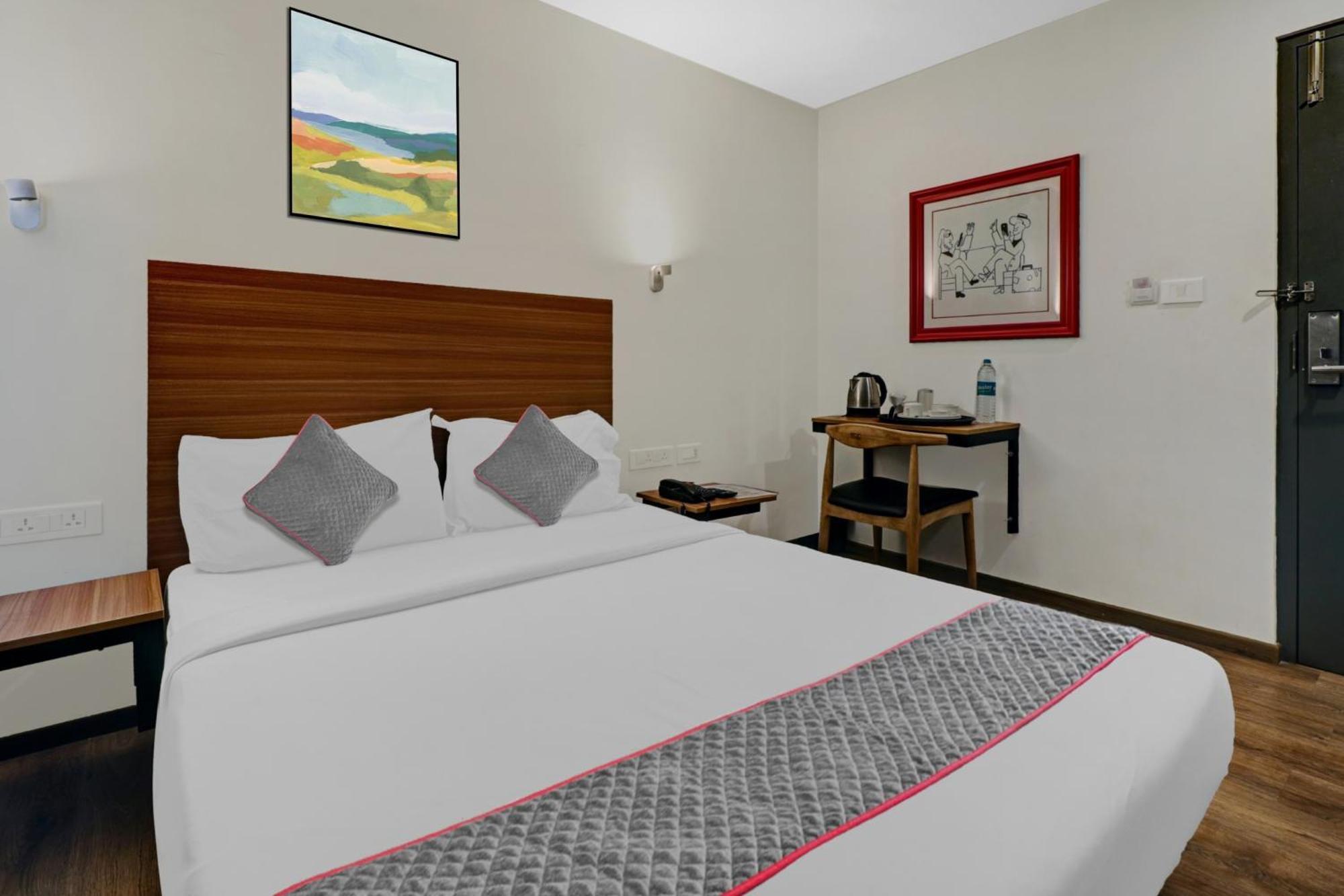 Hotel O Royal Encore Bangalore Eksteriør billede