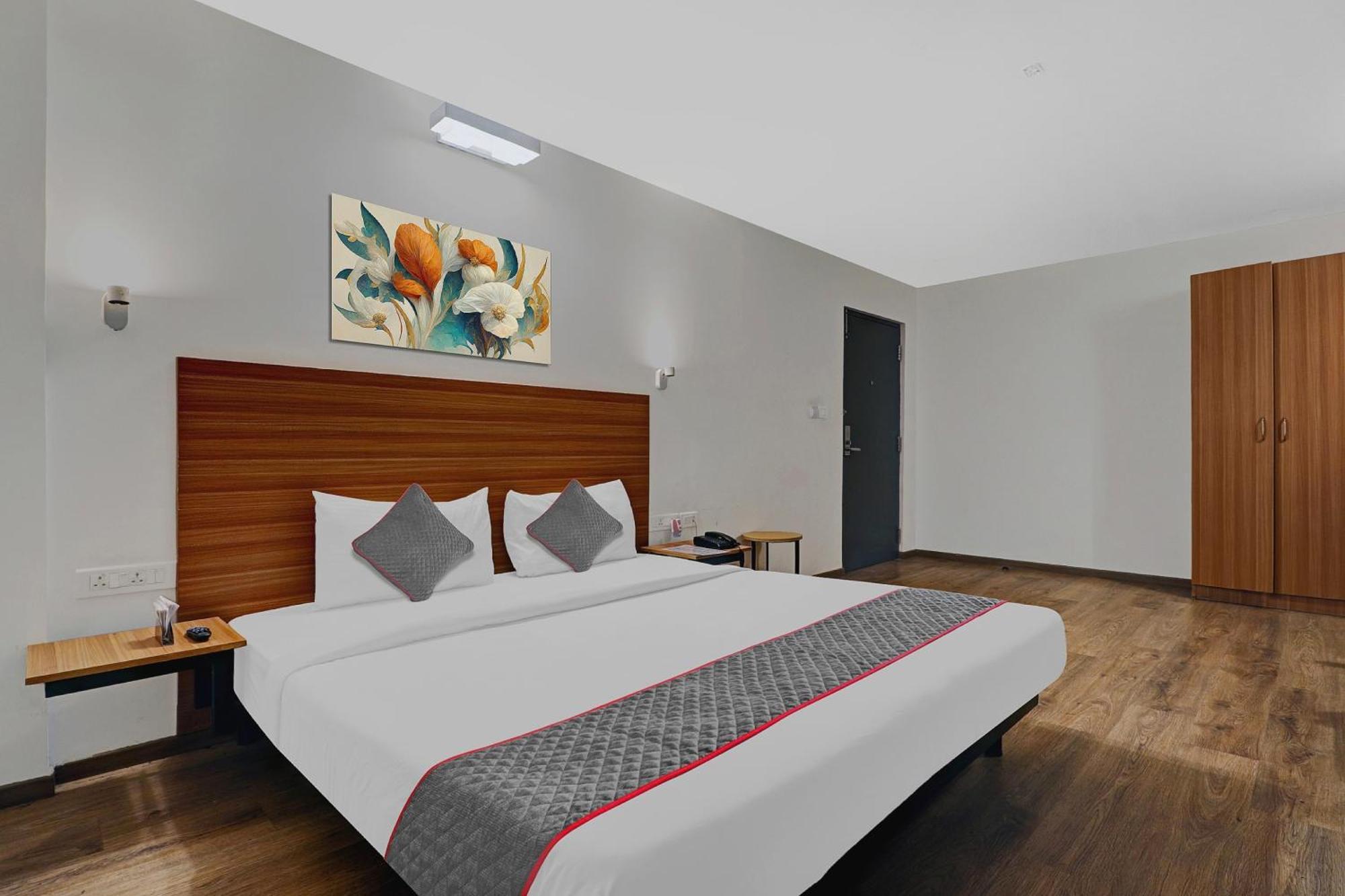 Hotel O Royal Encore Bangalore Eksteriør billede