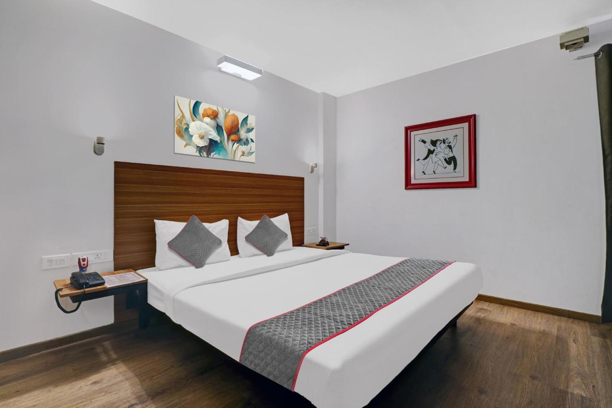 Hotel O Royal Encore Bangalore Eksteriør billede