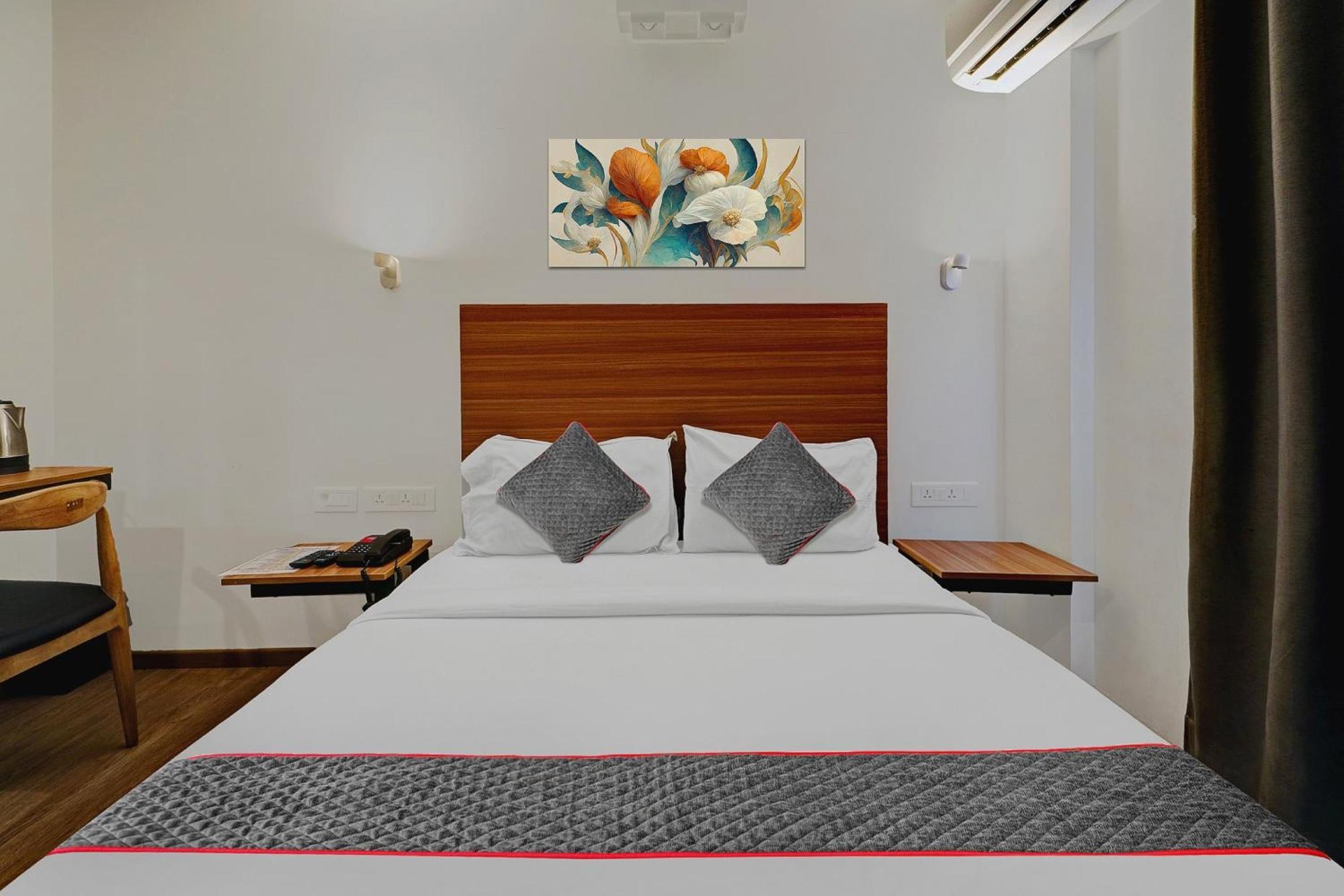 Hotel O Royal Encore Bangalore Eksteriør billede